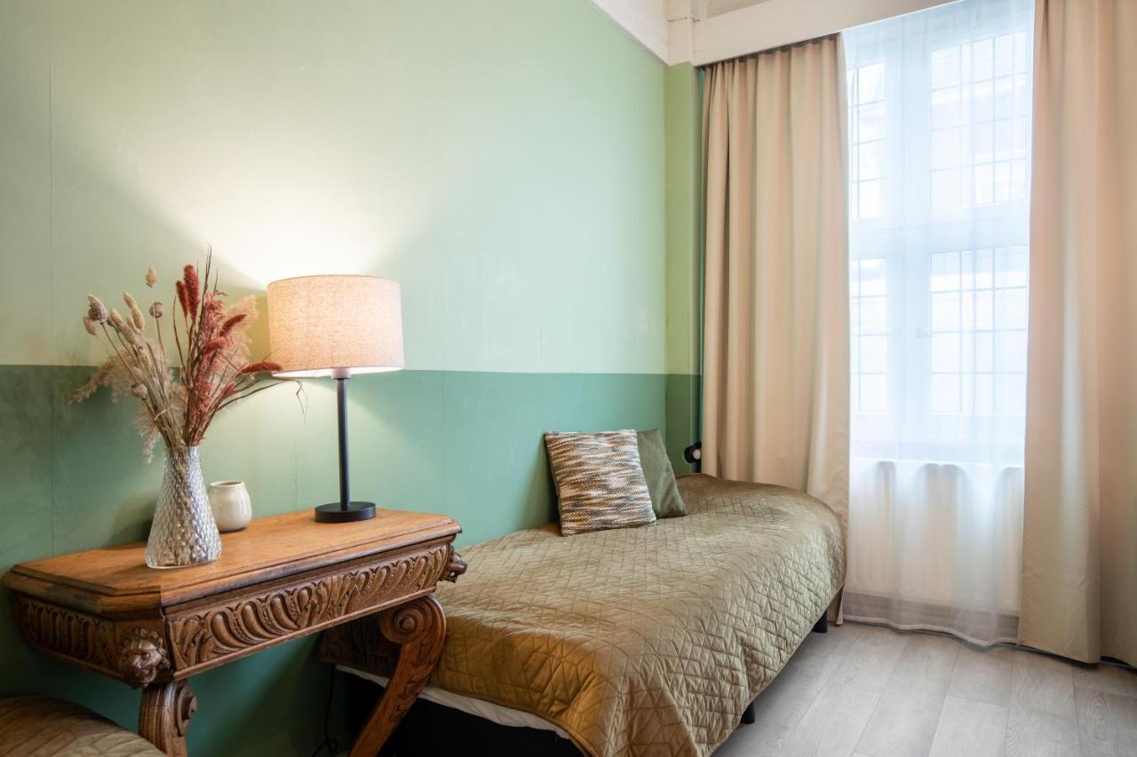 Hotel Nieuw Antiek Helden Kültér fotó