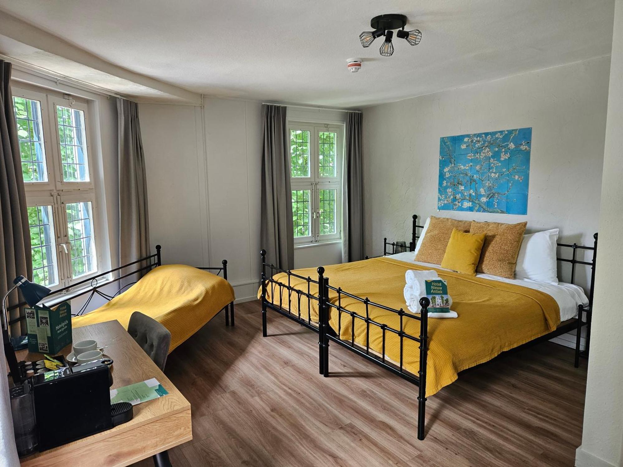 Hotel Nieuw Antiek Helden Szoba fotó