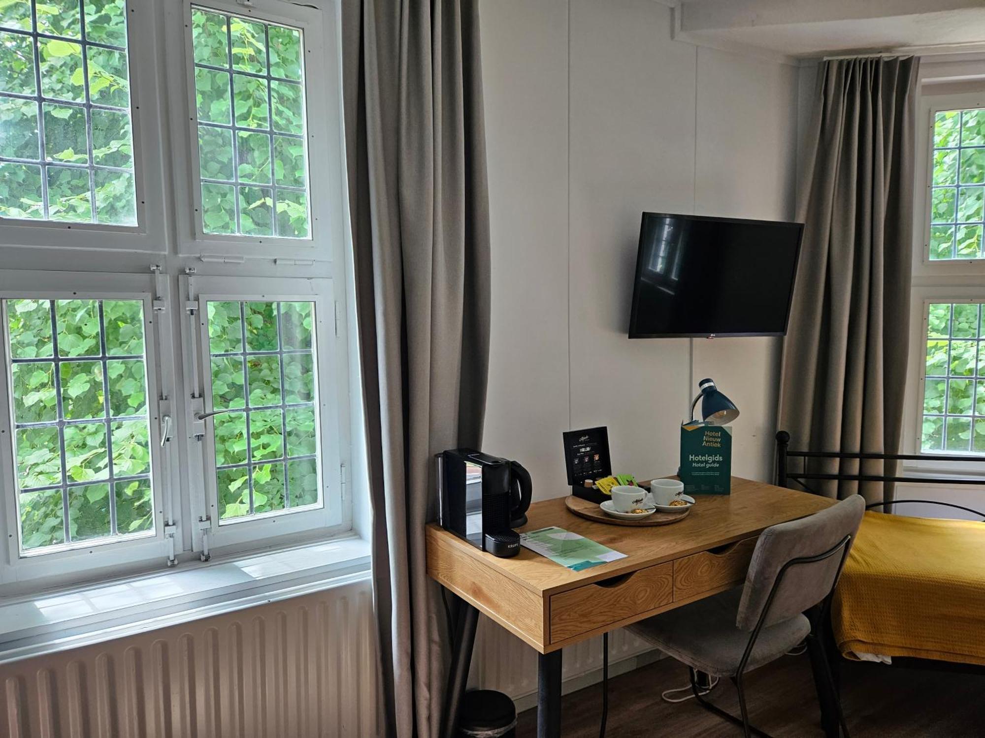 Hotel Nieuw Antiek Helden Szoba fotó